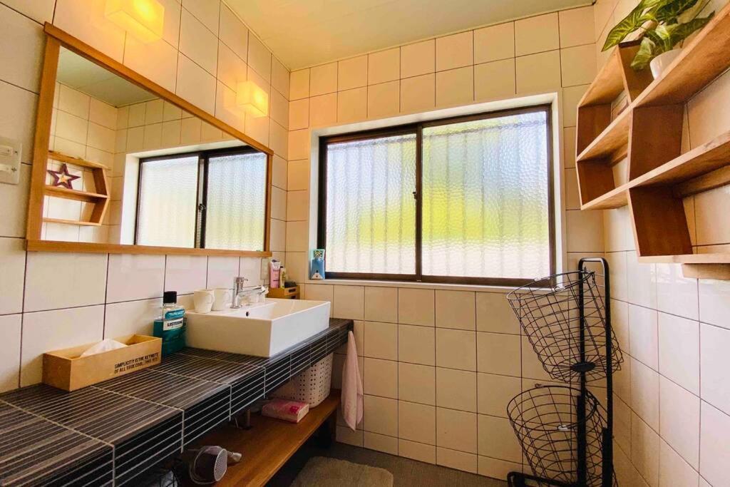 Villa 48坪！道後温泉付近駐車場有り清潔さと設備の充実さが高評価 大切な家族仲間と広々とくつろげます Matsuyama  Esterno foto